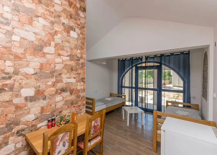 House Paklenica Stone Ll *